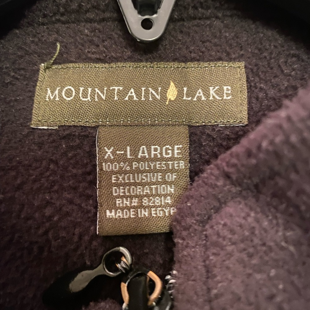 Mountain Lake Embroidered Snowmen Black Fleece Vest - Picture 2 of 6